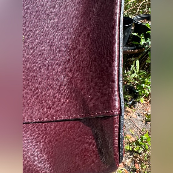 Dark burgundy red leather crossbody purse handbag - Picture 13 of 17